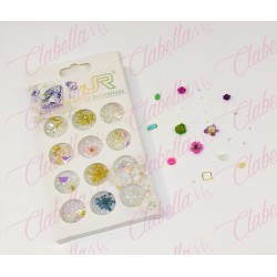 Decoración CRISTAL CON FIGURAS Y NATURALEZA MUERTA para uñas aprox 360 piezas en estuche de 7×12.5cm con 12 divisiones. 11A-60 (