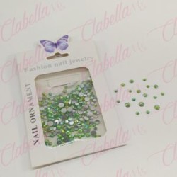 Decoración CRISTAL de plástico color VERDE CAMALEON en diferentes tamaños para uñas, aprox 600 piezas en sobre de 11.5x7cm, Q22-