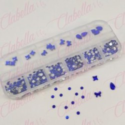 Decoración CRISTALES AZUL CON FIGURAS para uñas, aprox 400 piezas en pastillero  – estuche de plástico de 13x5cm con 12 division