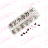 Decoración CRISTALES PLATA CON FIGURAS  para uñas, aprox 400 piezas en estuche de plástico de 13x5cm cn 12 divisiones y tapa ind