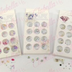 Decoración FIGURAS TORNASOL para uñas aprox 30 piezas en estuche de 7 x 12.5 cm con 12 divisiones. KT (140)-0664 (Cristales torn